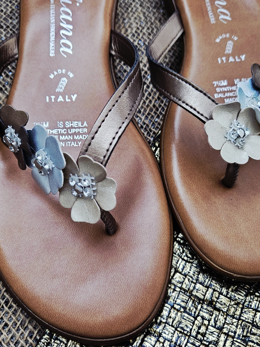 Italiana Sheila Tan Floral Low Wedge Sandals with Metallic Straps Sz 7.5"M